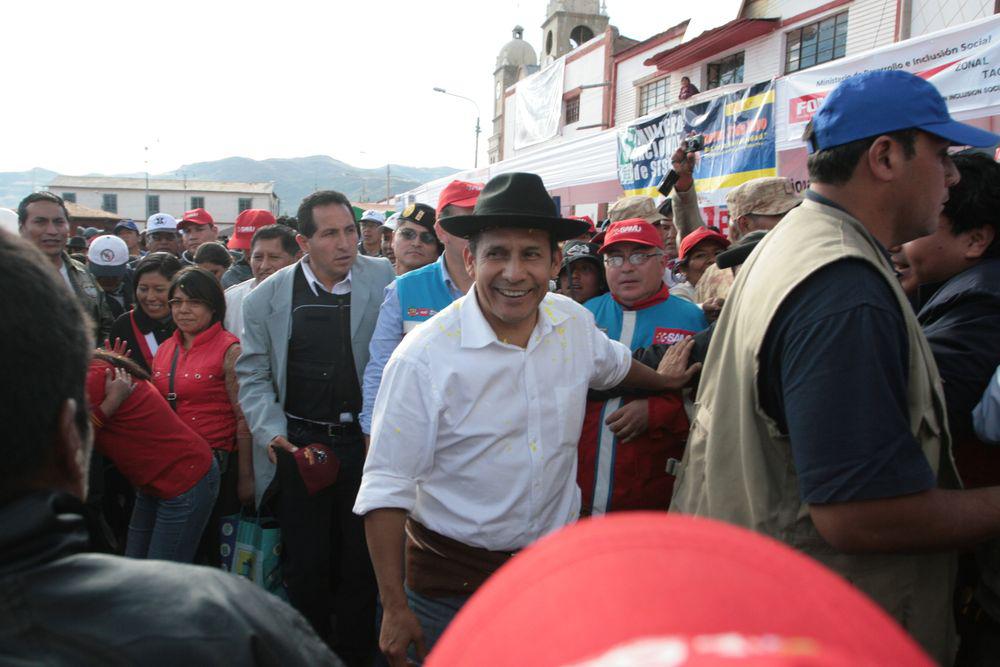 Presidente Humala llega hoy a Tacna para inicio de obra vial 
