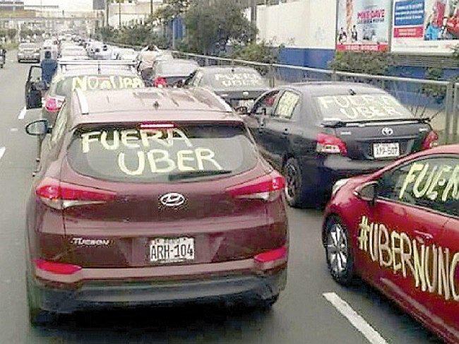 ​Uber: Taxistas continúan en pie de lucha contra aplicativo
