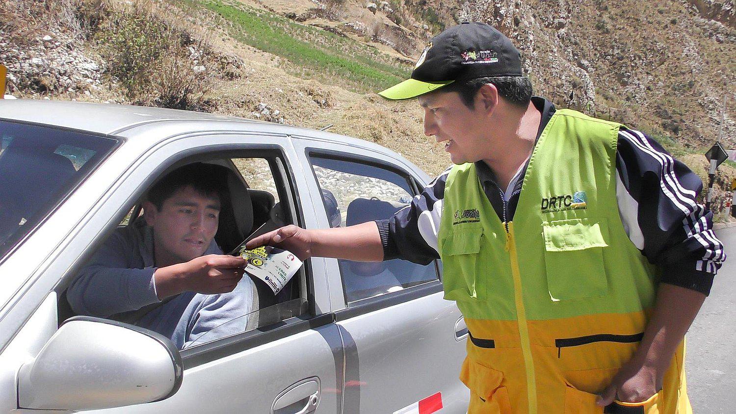 Choferes ebrios que provoquen accidentes pueden perder licencia de por vida 