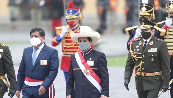 En la ceremonia por el Bicentenario del Ejército participó también el presidente Pedro Castillo y otras autoridades. (Foto: Andina)
