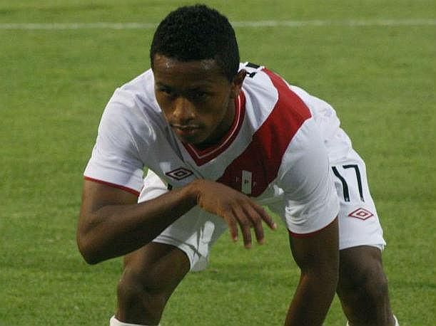 Selección peruana: Yordy Reyna celebró eufórico los goles de Perú en Quito (VIDEO)