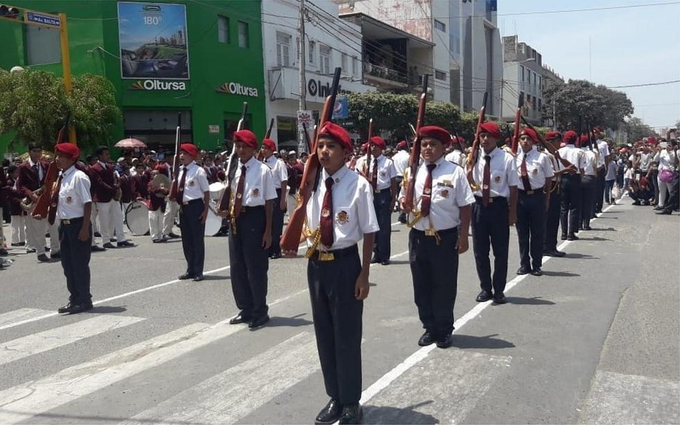 Chiclayo: Emblemático colegio San José celebra sus 159 años con desfile (FOTOS y VIDEO)