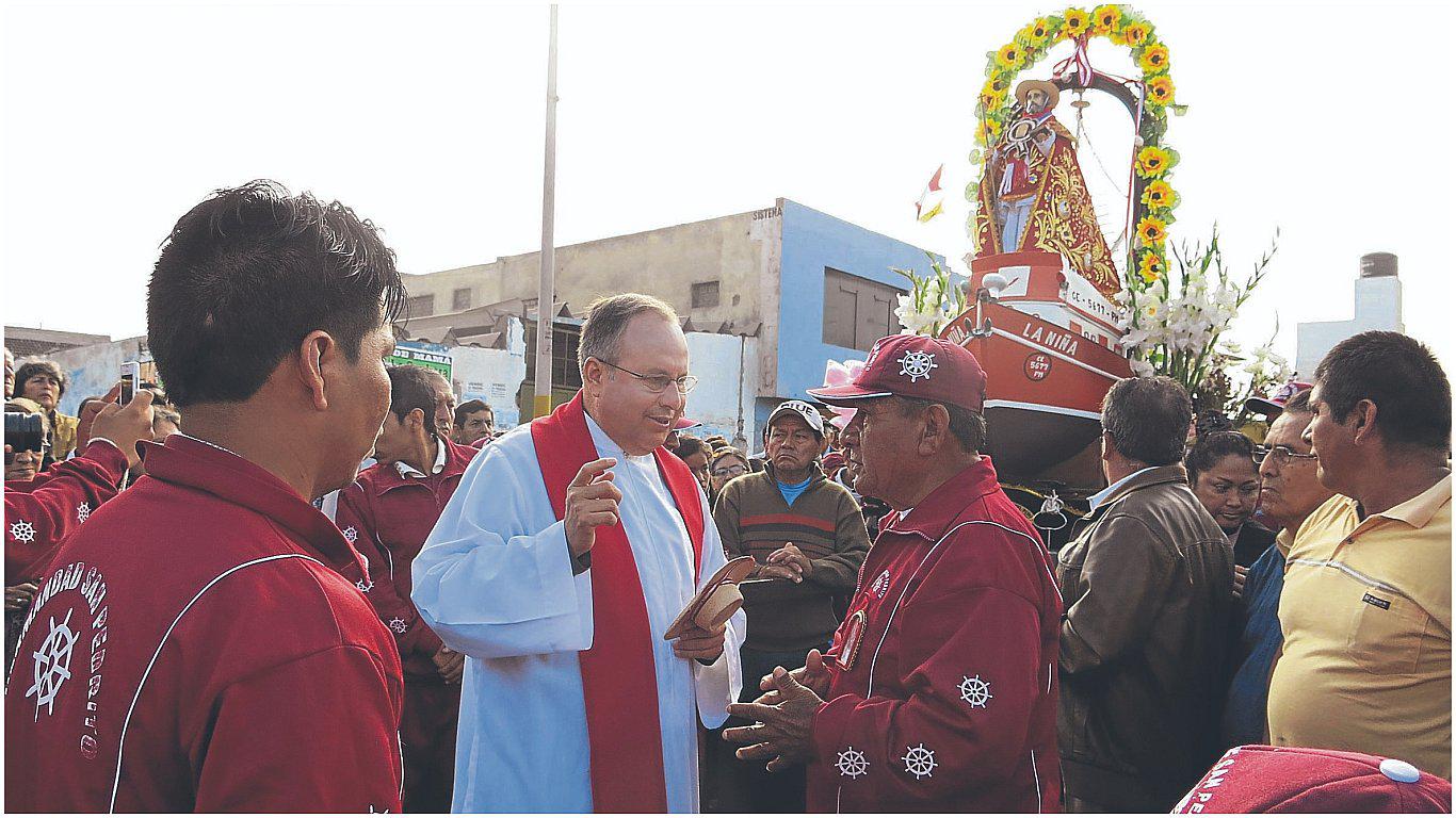 Imagen de San Pedrito realiza hoy el tradicional paseo por el mar de Chimbote
