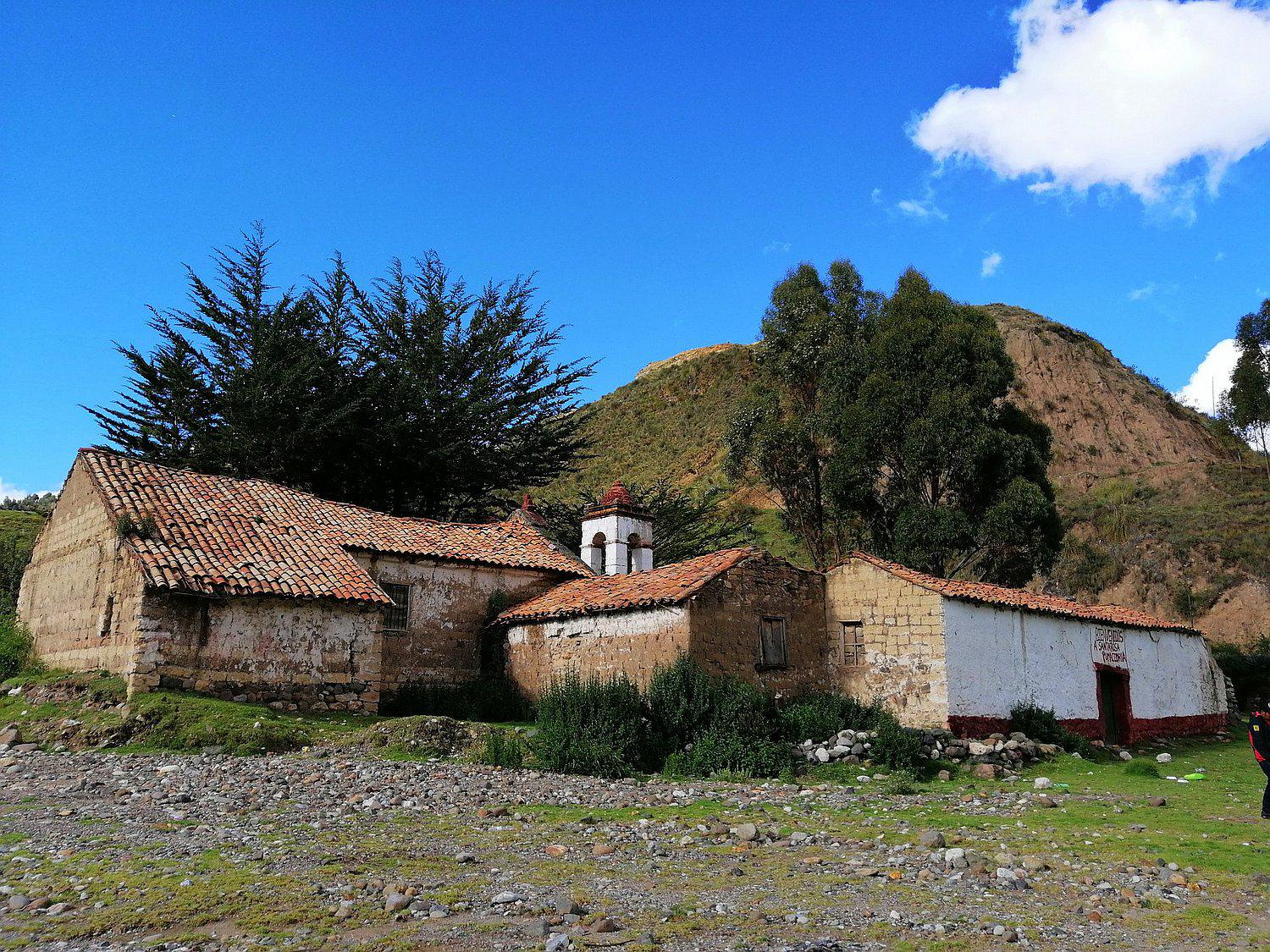 Patrimonio cultural de la Hacienda Santa Rosa en lamentable estado