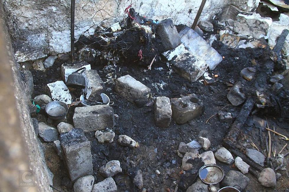 Hombre muere carbonizado dentro de su vivienda