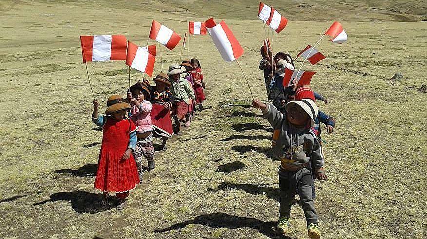 Facebook: Hermosa muestra de patriotismo desde el interior del país