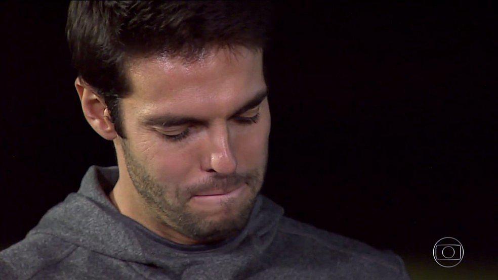 Astro brasileño Kaká se quiebra cuando anuncia su retiro del fútbol (VIDEO)