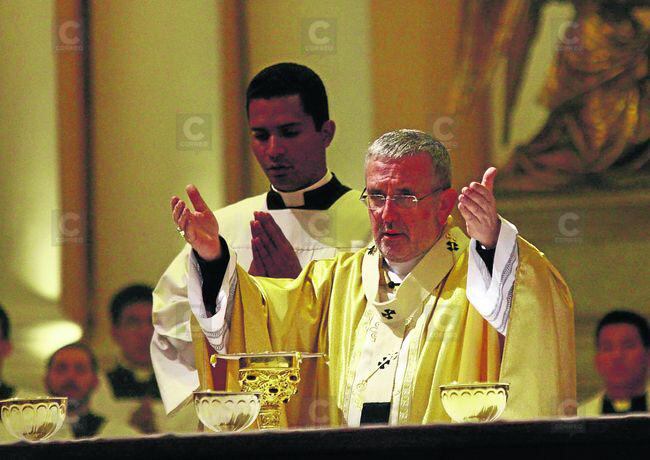 Arequipa: Arzobispo Javier Del Río llama “Herodes” a defensores del aborto