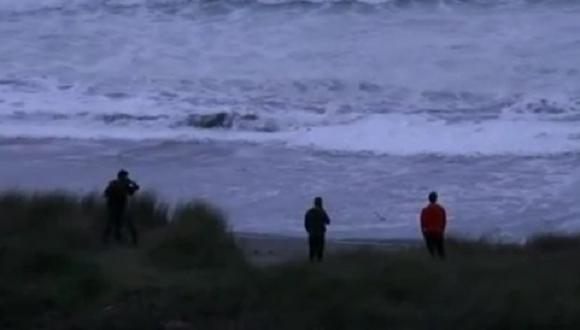 España: Continúa búsqueda de bebé peruano arrastrado por el mar (VIDEO)