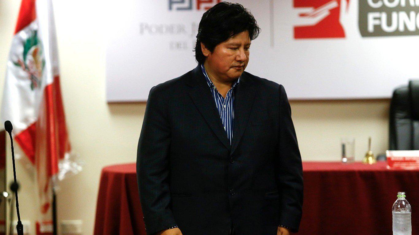 Fiscalía pide 26 años de prisión para Edwin Oviedo por homicidio calificado