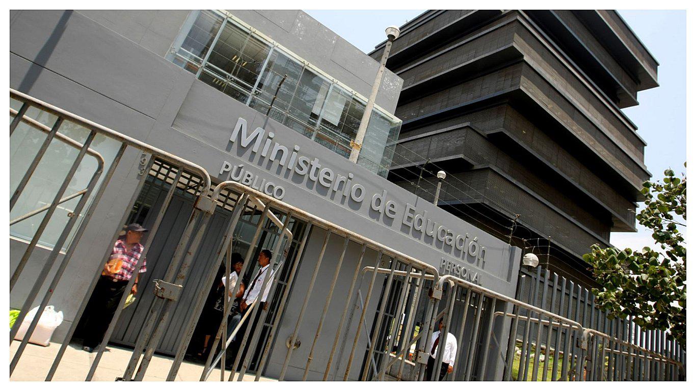 ​Minedu: a partir de noviembre se incrementará remuneración de 400 mil maestros