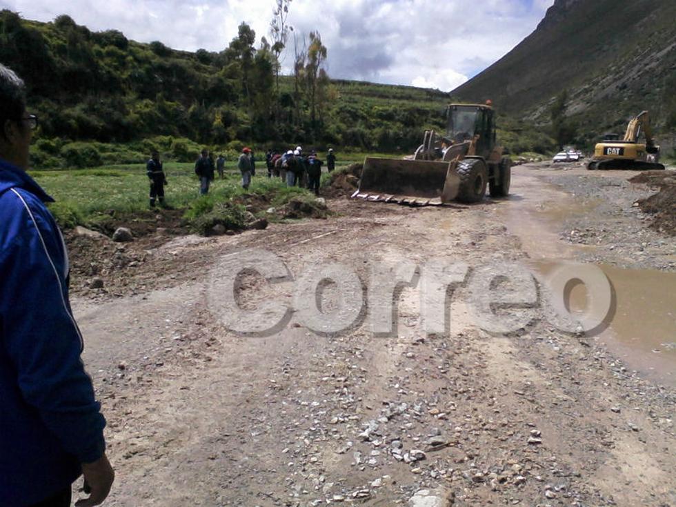 Distrito de Palcamayo queda incomunicado por desborde (Fotos)
