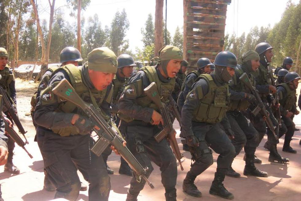 34 'tigres' del Escuadrón Verde salen listos para combates (FOTOS)