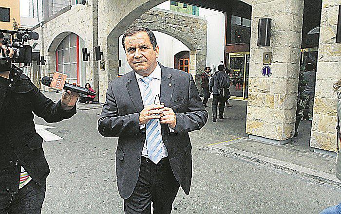 Luis Iberico pide a Gobierno retirar denuncia contra programa Panorama (VIDEO)