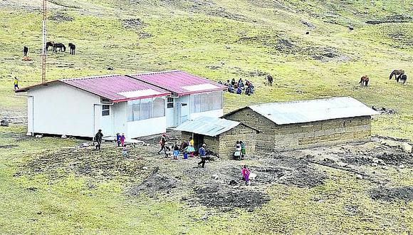 GRA recibió 46 aulas térmicas para zonas rurales y continúan almacenadas