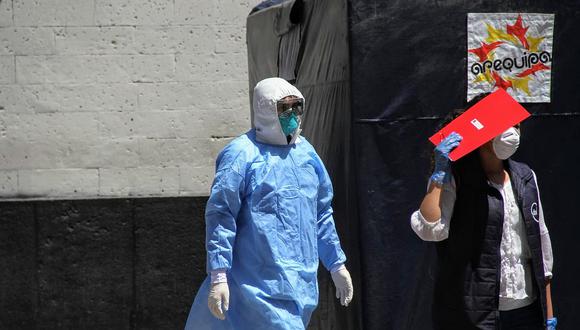 Arequipa: 84 casos de COVID-19 y médicos permanecen en cuarentena