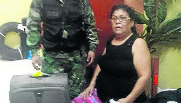 Dos pasajeras llevaban 28 kilos de droga en sus equipajes
