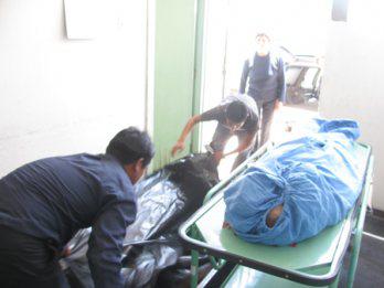 Hombre se atraganta con anticucho y muere