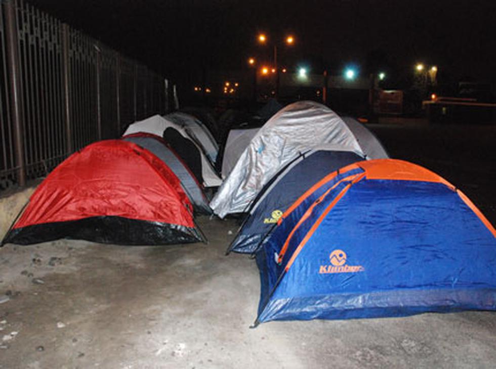 Lady Gaga llega hoy a Lima y fanáticos acampan en estadio