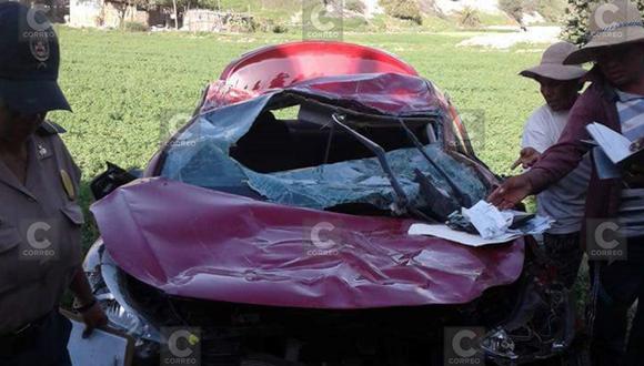 Dos heridos deja caída de automóvil a chacra en Estuquiña