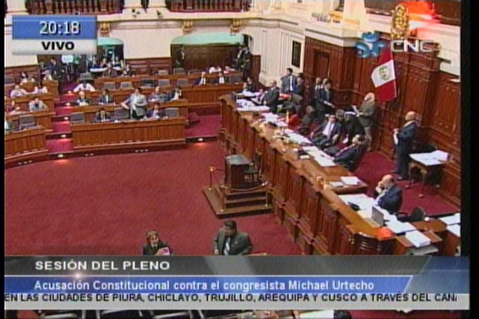 Michael Urtecho: Pleno aprueba desafuero e inhabilitación de congresista