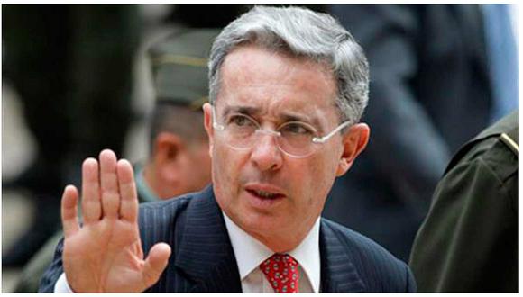 Expresidente Uribe lideró protesta contra la firma de paz con las FARC