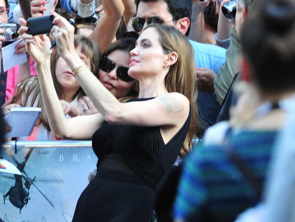 Angelina Jolie reapareció tras extirparse los senos