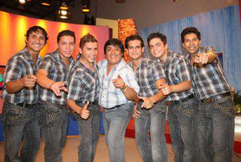 A bailar con los Hermanos Yaipén