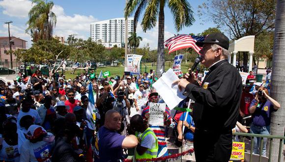 Indocumentados toman las calles de Miami para pedir reforma migratoria