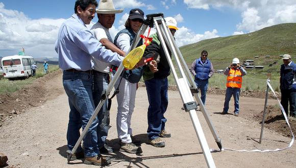 Entregan obra de apertura de trocha carrozable en Tintaya Marquiri - Espinar