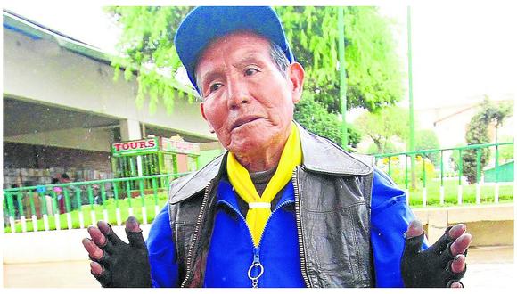 ​Lustrabotas de 70 años se resiste a ser desalojado de parque Huamanmarca