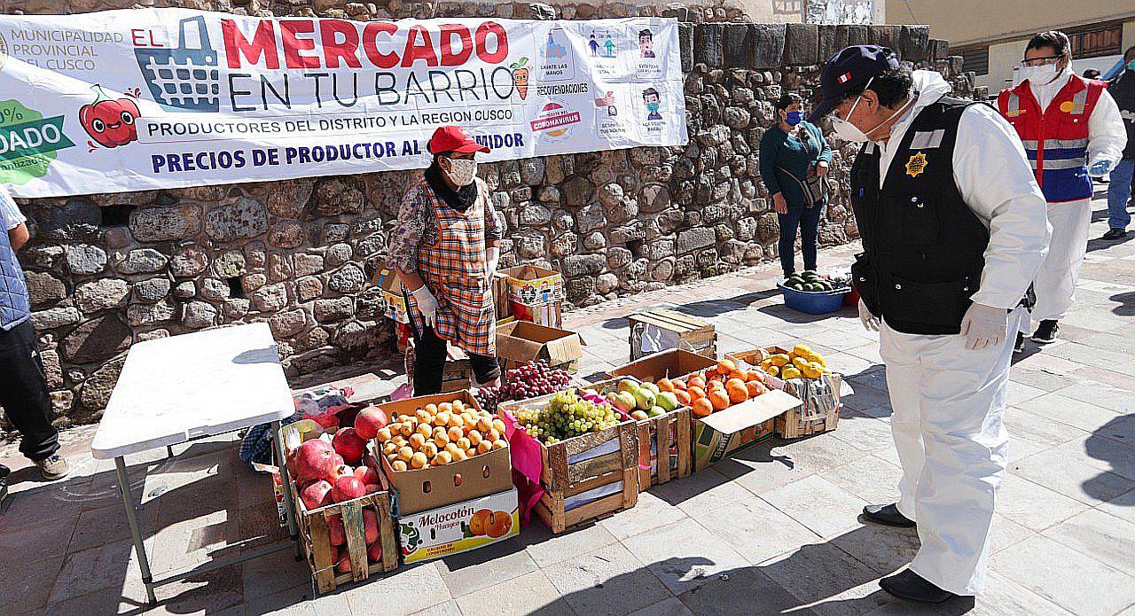 'Mercado en tu barrio' recorre Cusco ofreciendo productos a bajos costos (FOTOS)