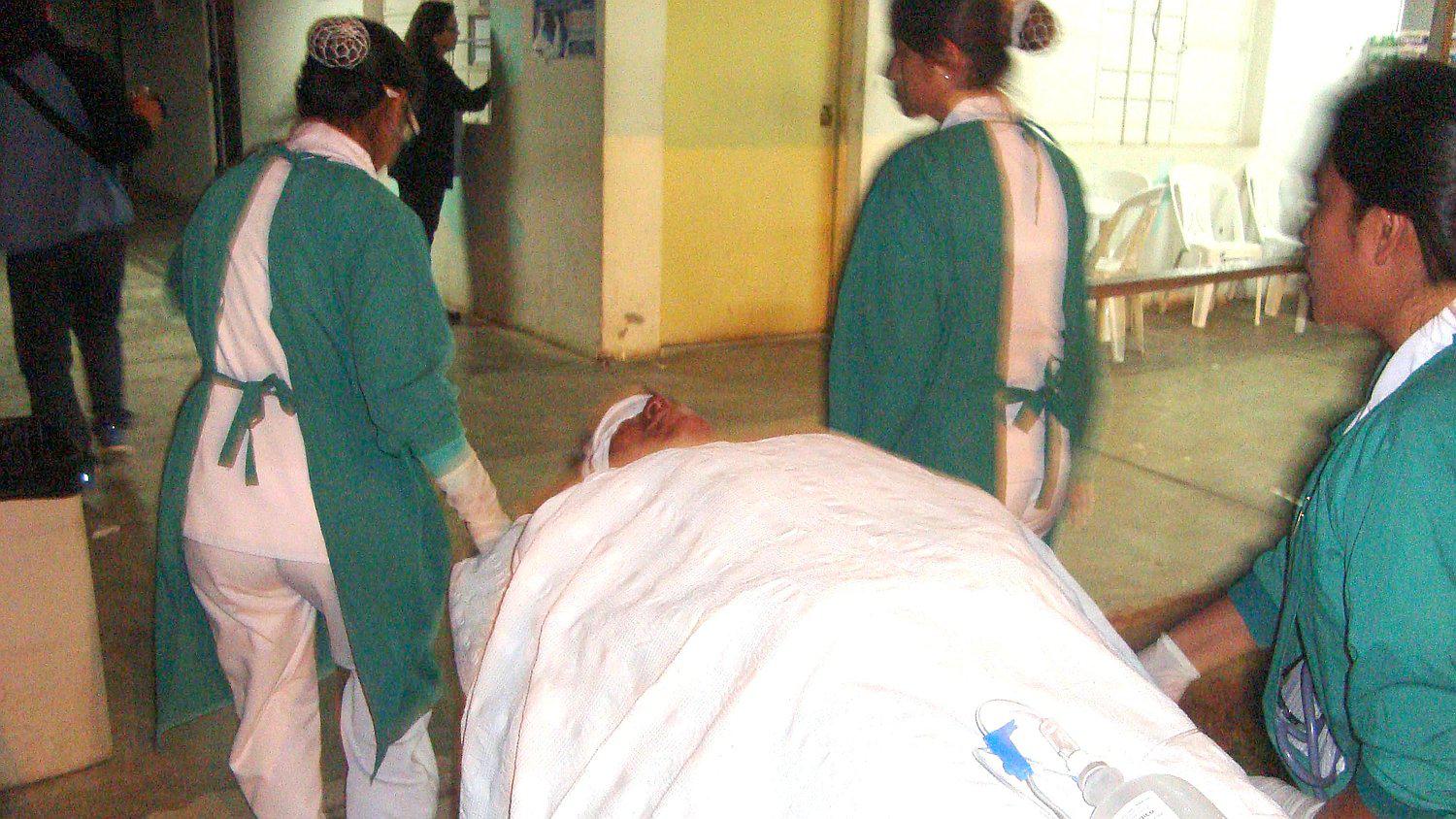 ´Sadam Husein´ en coma tras accidentarse en motolineal