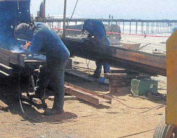 Paralizarían obras de muelle de Pimentel