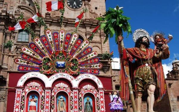 Altares religiosos de espejos son Patrimonio Cultural de la Nación (FOTOS)