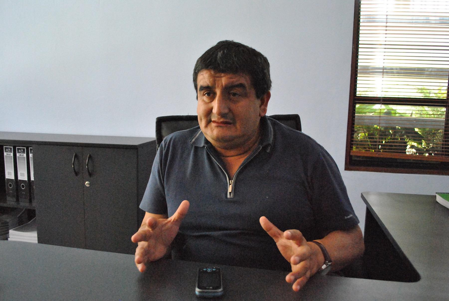 Humberto Acuña se reintegró a sus funciones