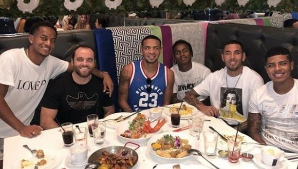 Jugadores de la selección peruana disfrutaron ceviche en Miami