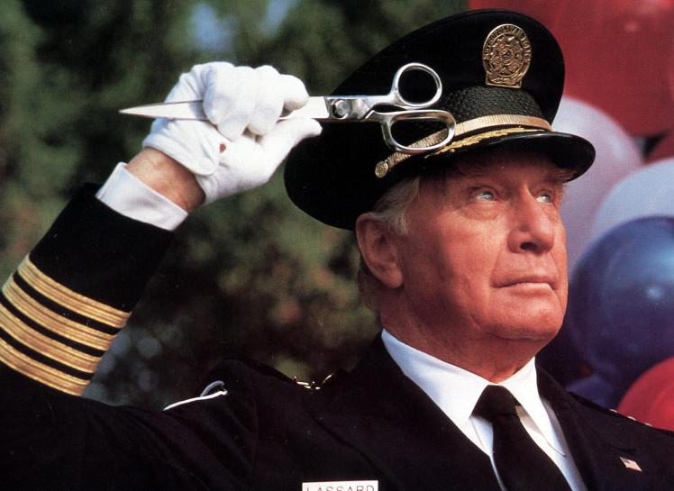Locademia de Policía: Muere George Gaynes, el comandante Lassard 