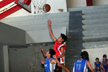 Son
 santos y campeones