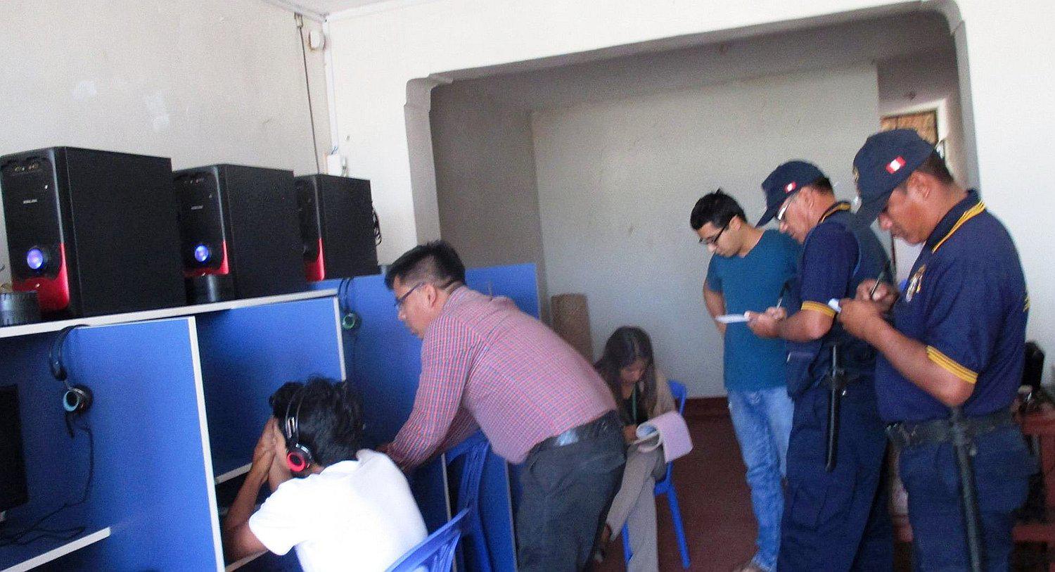Piura: Operativo contra la pornografía en cabinas de internet en La Unión