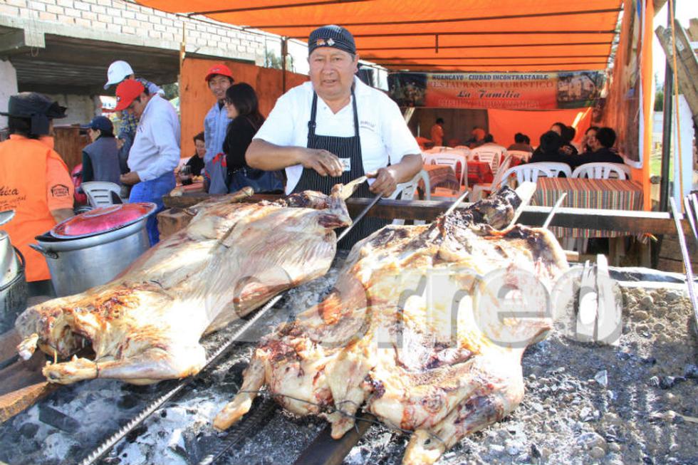 Chancho al palo es la sensación en I Feria Gastronómica Mixtura Junín 2013