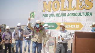 Gobernador de Arequipa y funcionario hacen doble ceremonia de inicio de obra