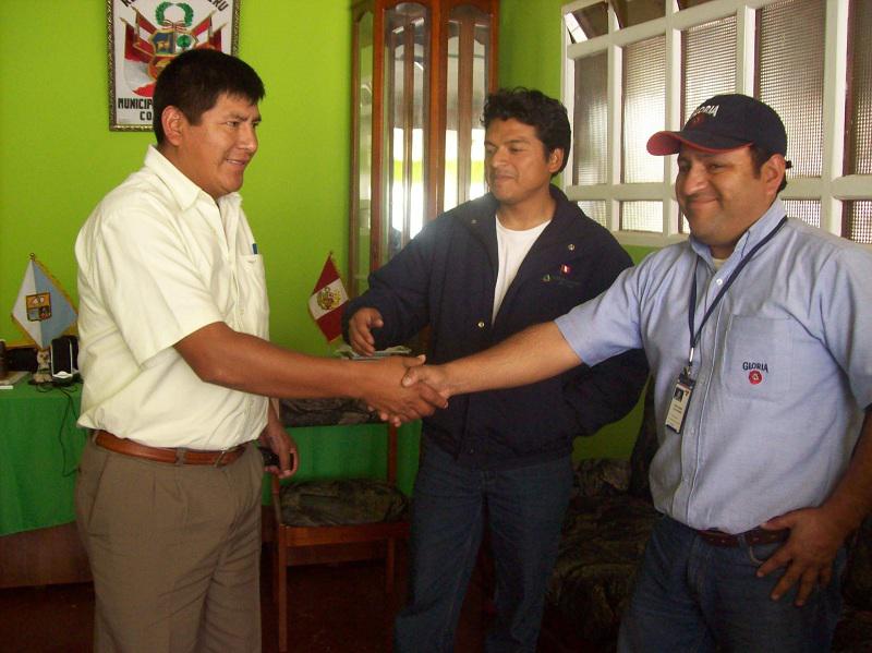 Ganaderos huancavelicanos abastecerán a empresa Gloria