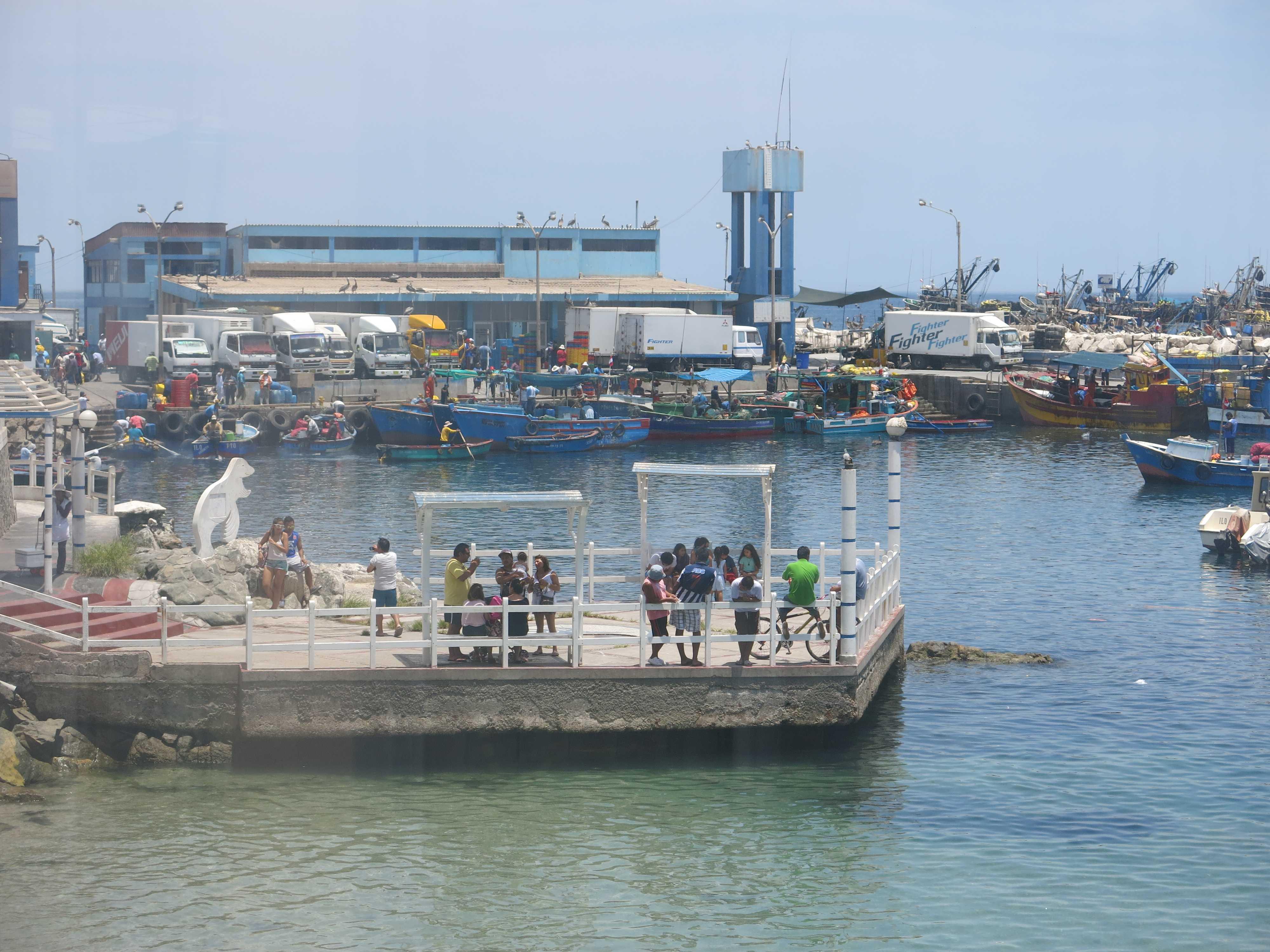 ILO: Investigan robo de 5 mil galones de combustible