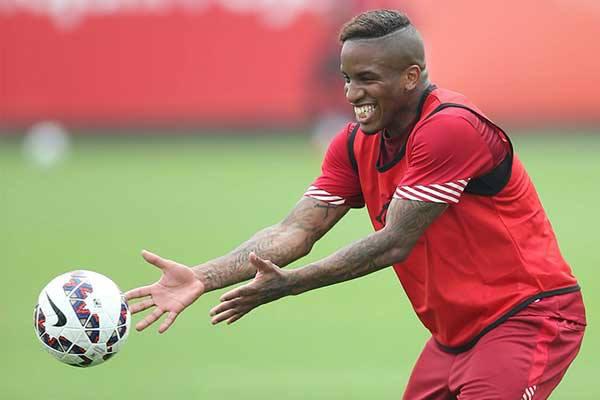 ​Jefferson Farfán recibe jugosa oferta de millonario equipo