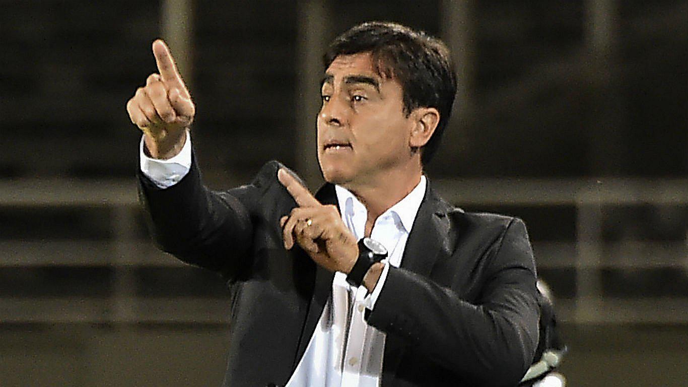 Entrenador de Ecuador: “Perú no viene bien y podemos ganar”