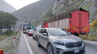 El vía crucis de los pasajeros en la Carretera Central que llegaron más de 12 horas después a su destino