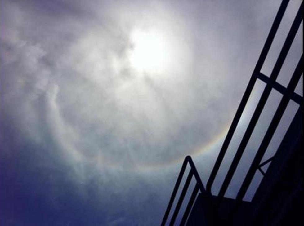 Usuarios de Twitter difunden fotos de halo solar