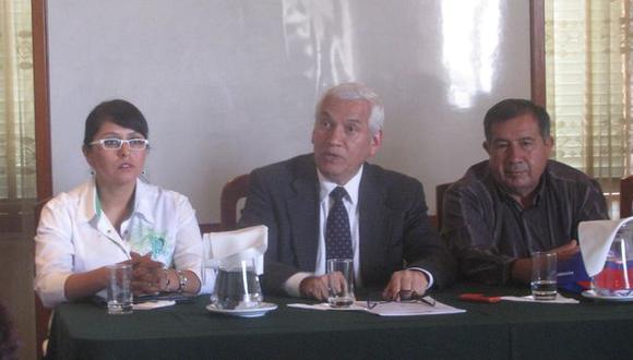 César Acuña busca alianza con gobernador regional de Tacna