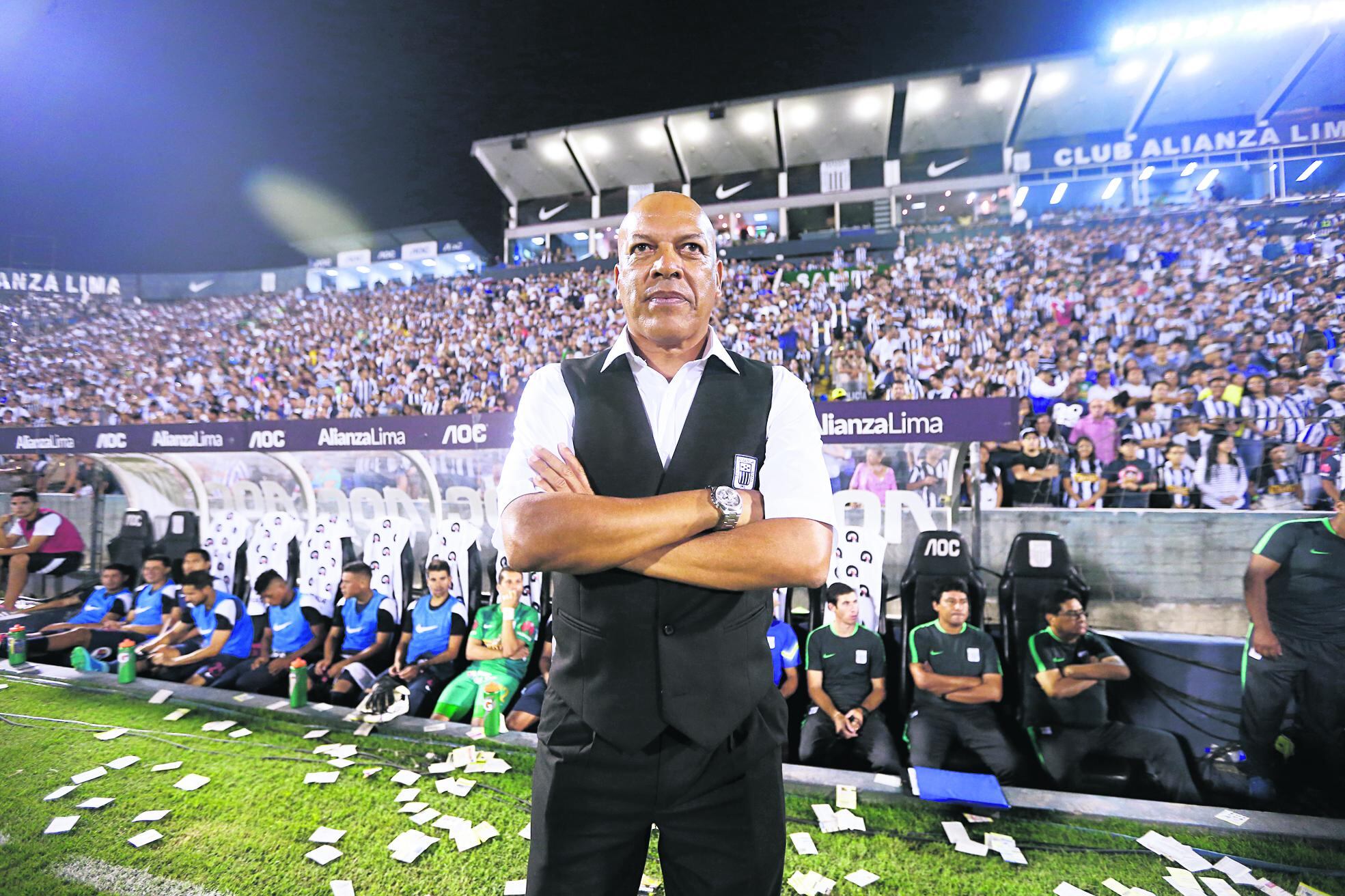 Roberto Mosquera: “Soy yo el que toma las decisiones en Alianza Lima”
